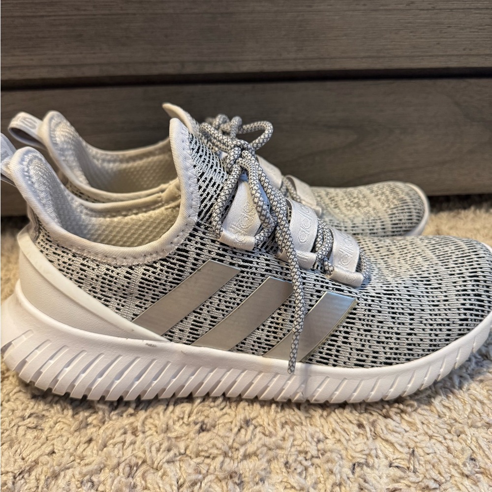 Adidas Knit White and Gray Running Shoes